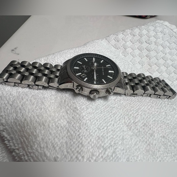 Michael Kors Stainless Steel Men’s Watch - Picture 4 of 4